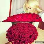 happy-girl-with-hundreds-of-roses-gift