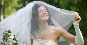 V akom mesiaci sa nemôžete vziať? Podľa múdrosti našich babičiek je práve tento mesiac najhorším…