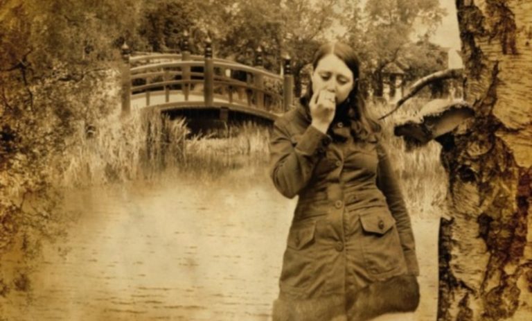 Len 1 človek zo 100 dokáže na tejto fotografii nájsť druhú ženu