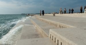 V Chorvátsku postavili 80-metrový organ, na ktorom hrá more a vietor. Počúvajte!