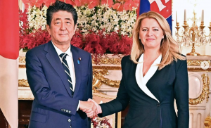 Zuzana Čaputová ohúrila japonského cisára. V týchto šatách vyzerala božsky!