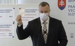 Podľa štúdii TENTO vitamín znižuje riziko nákazy a zhoršeného priebehu koronavírusu, tvrdí minister Milan Krajniak