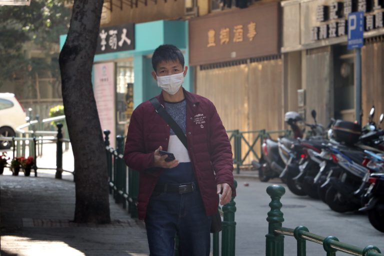 Čínske mesto Wu-chan, ktoré sa stalo zdrojom pandémie, sa vracia do bežného života