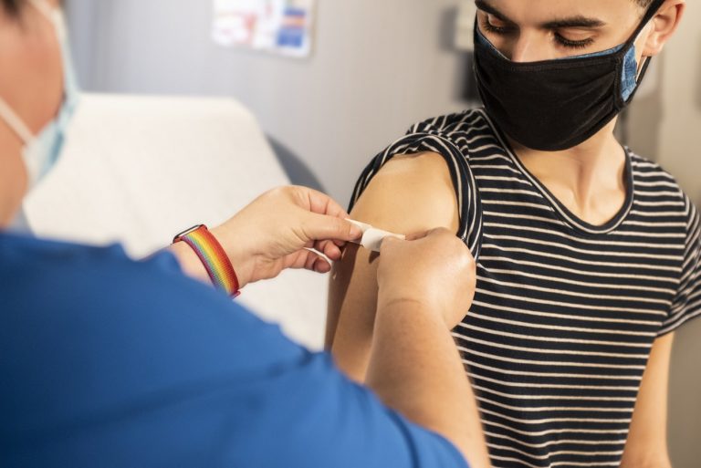 Štúdia uvádza, že vakcína Moderny chráni lepšie aj pred variantom DELTA