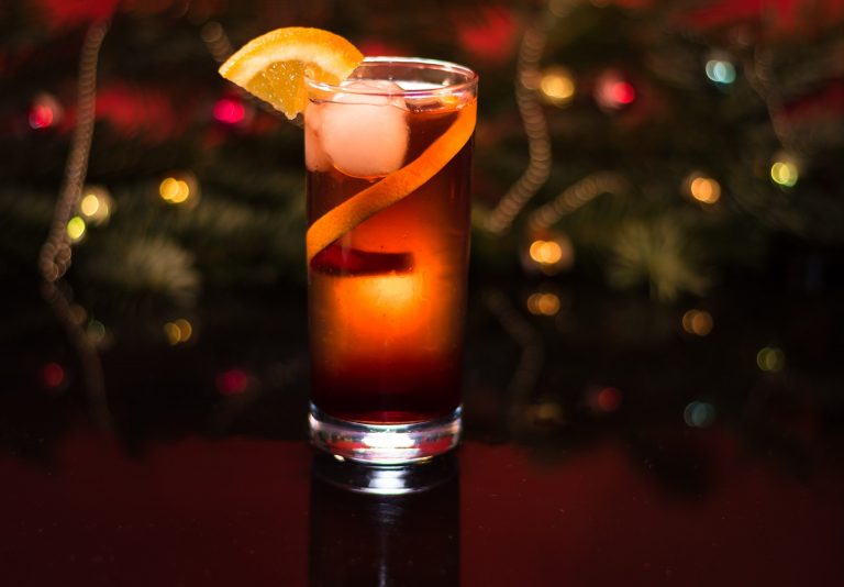 24 šteklivých nápojov, ktoré vám spríjemnia čakanie na Vianoce