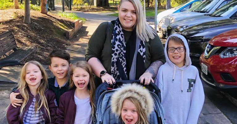 Začal jej ubližovať, hoci porodila 6 detí. Odpoveď ženy umlčala všetkých hejterov.