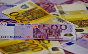 Nízkopríjmové rodiny si prilepšia. Štát pre nich chystá príspevok na energie