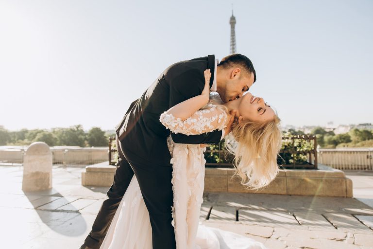 Svadobná fotografka prezradila 3 signály, ktoré prezradia, či manželia spolu zostanú až do smrti