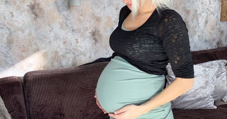 35-ročná žena je opakovane tehotná už od 13 rokov. Zverejnila fotky, z ktorých vám padne sánka.