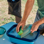 _121633_Faltbare_Spülschüssel_00_MOOD_HALF_praesentationsbild-png