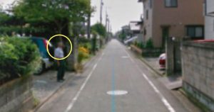Muž si z nudy prezeral Google Maps a uvidel tam niekoho, kto už dávno zomrel.