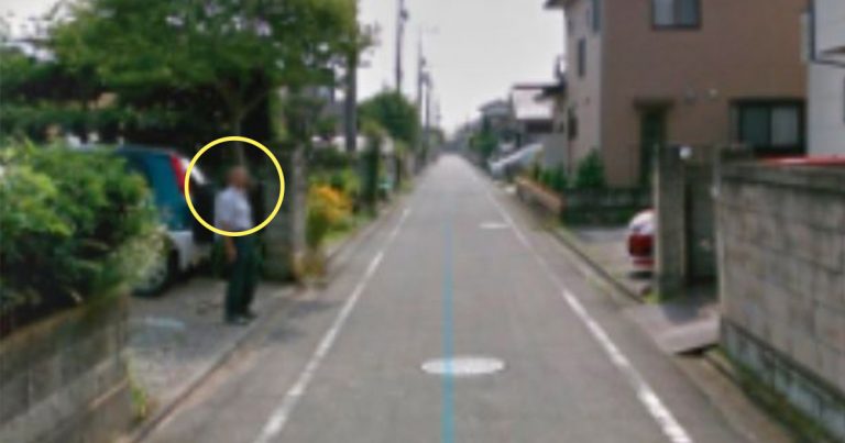 Muž si z nudy prezeral Google Maps a uvidel tam niekoho, kto už dávno zomrel.