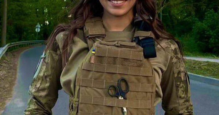 Podmanivá 19-ročná kráska z Ukrajiny bojuje za svoju vlasť. Toto jej píšu ľudia v komentároch