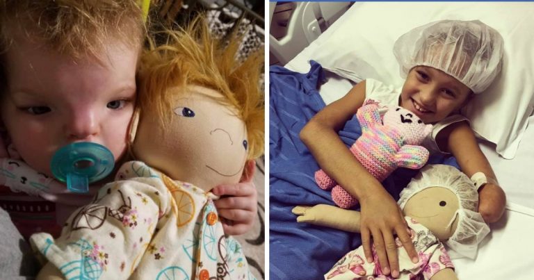 Žena takto pomáha deťom, aby sa necítili smutne. Vyrába im hračky, ktoré sú ako oni