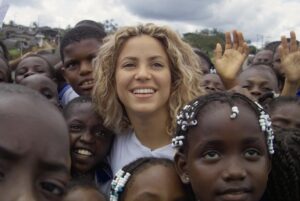 Speváčka Shakira pomáha tisícom deťom, no nikto o tom pomaly nevie. Nepotrebuje pozornosť médií