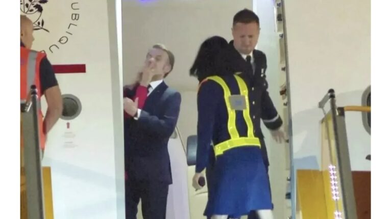 Brigitte Macron „udrela“ prezidenta: Emmanuel Macron vysvetľuje, čo sa stalo
