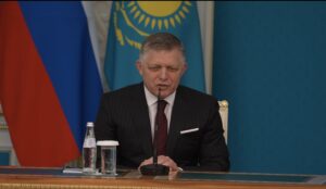 Fico chce MENEJ STRÁN: SÚČASNÝ SYSTÉM je nefunkčný! TAKTO sa vraj štát RIADIŤ NEDÁ