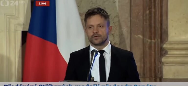 „Rusko by nás chcelo naspäť“ — HEREC Mádl v ostrom príhovore KRITIZOVAL RUSKO