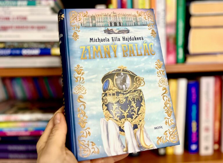 Tri ženy, jeden osud. Historický román Zimný palác premostí storočie aj vaše emócie